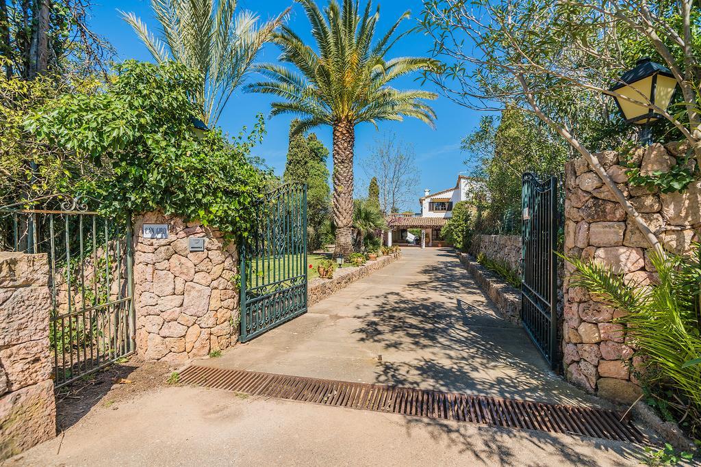 Can Giro Pollença Exteriör bild